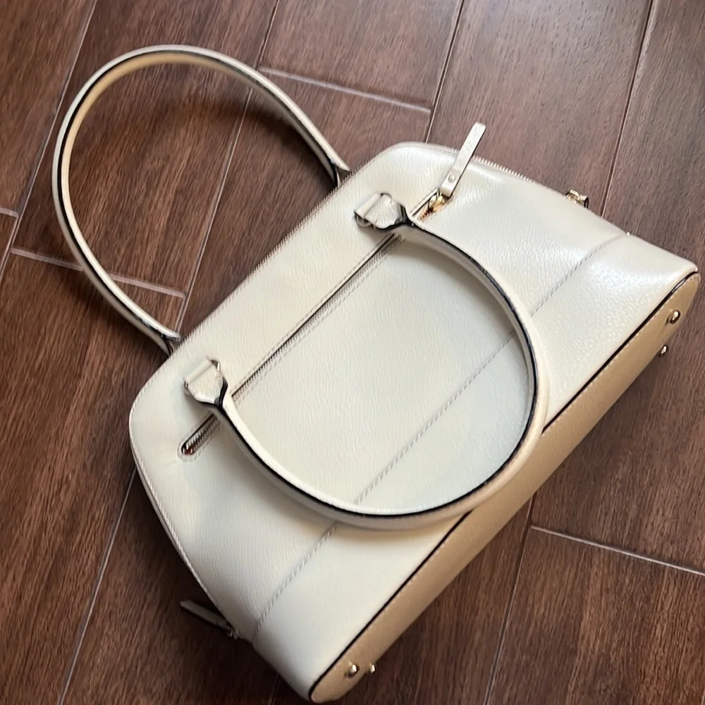 Kate Spade Purse - Picture 4 of 4